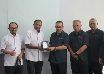 Kunjungan Hormat KOPETRO ke Pejabat BR2.0 28 Mei 2024